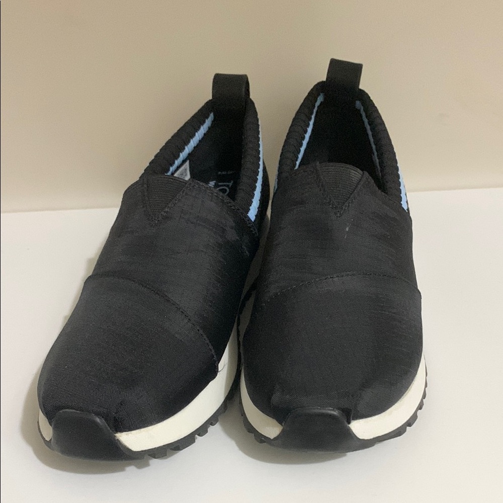 Toms Black Resident 2.0 Slip On Shoes